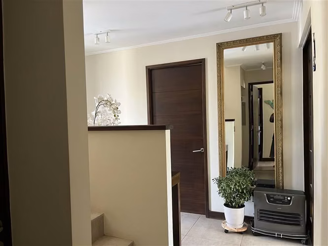 Casa en venta de 3 dorm. Brisas Norte. colegio Highlands - Imagen 7