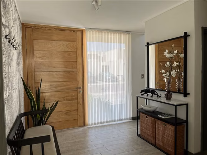 Casa en venta de 3D 3B. Brisas Norte. Colegio Highlands