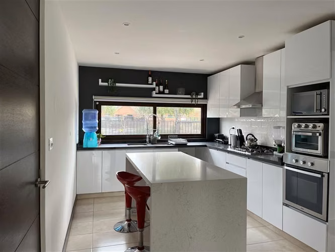 3D/3B Home Office.Condominio Atacameños. Colegio Highlands