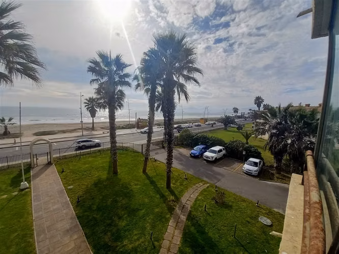 Depto 2D 1B con 53m2 Est y Bod, La Serena, frente al mar