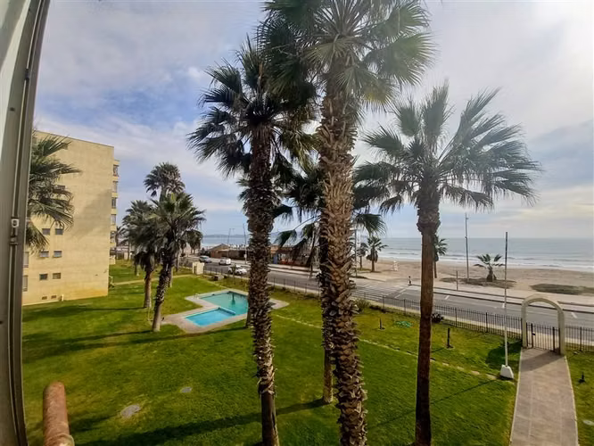 Depto 2D 1B con 53m2 Est y Bod, La Serena, frente al mar