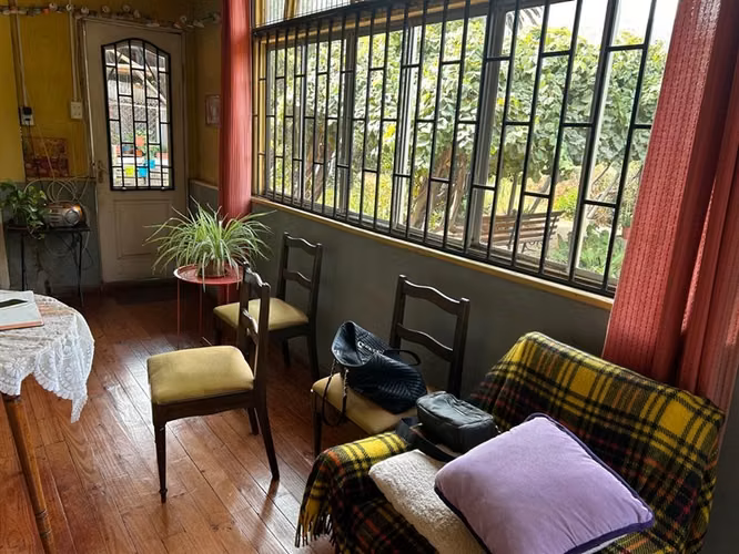 Casa en venta de 4 dorm. en Llallay a metros del centro civi