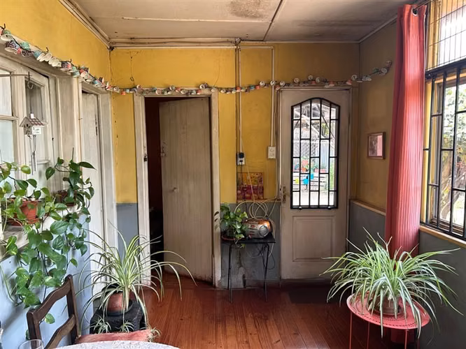 Casa en venta de 4 dorm. en Llallay a metros del centro civi