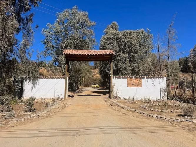 Casa en venta de 3 dorm. en Curacaví