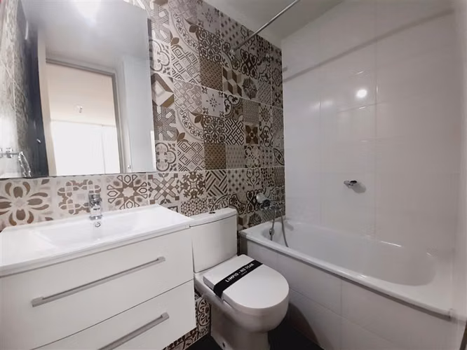 Departamento en venta de 1 dorm. en Estación Central