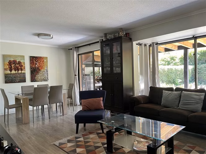 Casa en venta 4D. Sector Brisas Norte. Colegio Highlands