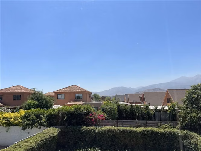 Casa en venta 4D. Sector Brisas Norte. Colegio Highlands