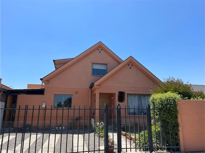 Casa en venta 4D. Sector Brisas Norte. Colegio Highlands
