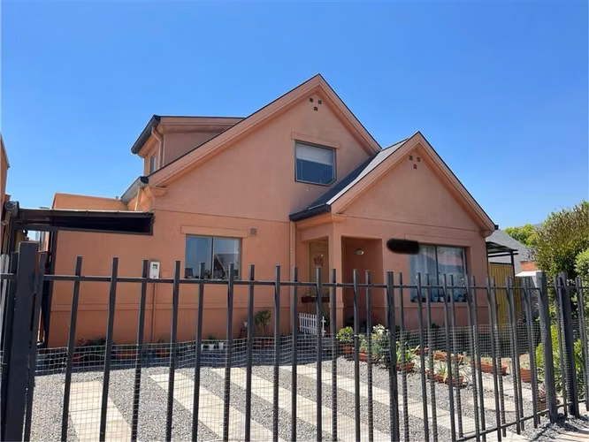 Casa en venta 4D. Sector Brisas Norte. Colegio Highlands