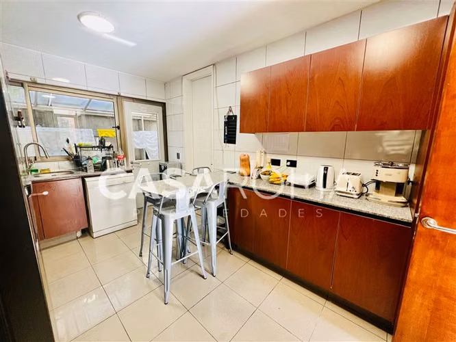 CASA 3D/3B + SERVICIOS DUNALASTAIR/LINCOLN