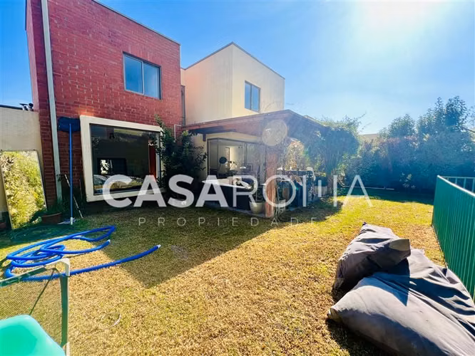 CASA 3D/3B + SERVICIOS DUNALASTAIR/LINCOLN