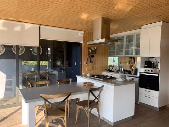 Casa en venta en Colina. Condominio Las Brisas Chicureo