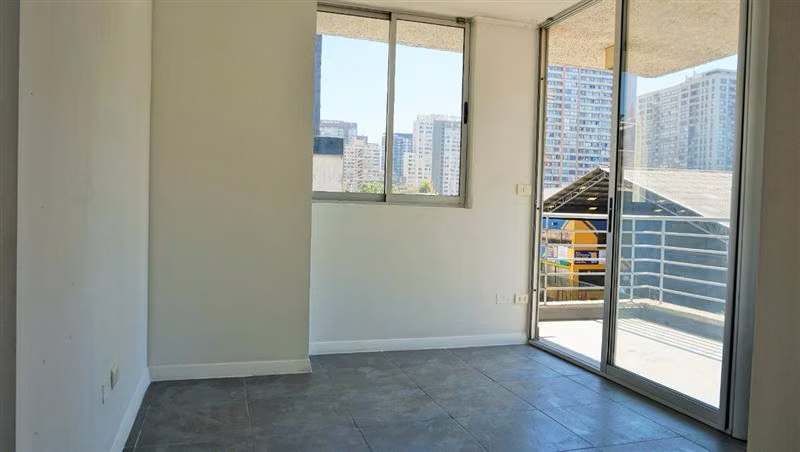 Departamento en venta de 2 dorm. estacionamiento y bodega - Imagen 7