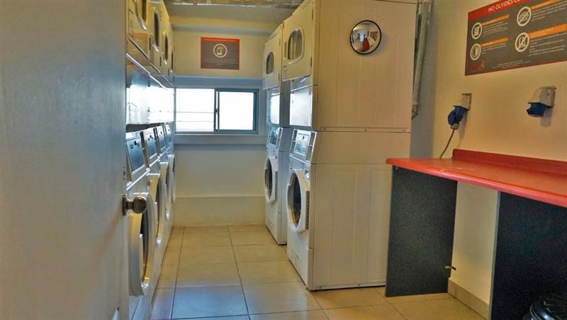 Departamento en venta de 2 dorm. estacionamiento y bodega - Imagen 16