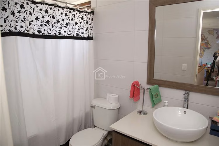 CASA 5D+3D QUINCHO/PISCINA LINCOLN/DUNALASTAIR