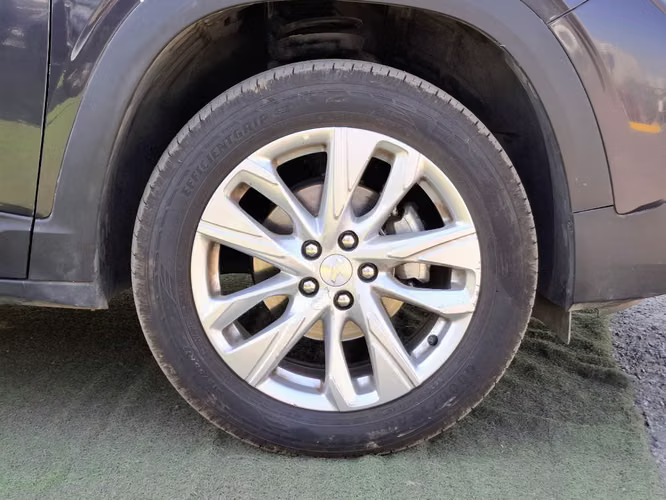 Chevrolet Tracker 1.2T LTZ R 4X2 AT 5P 2025 - Imagen 9