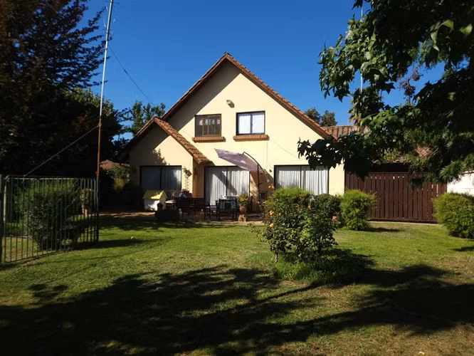 Casa en venta de 4 dorm. en Talca