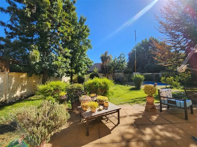 Casa en venta de 4 dorm. en Talca