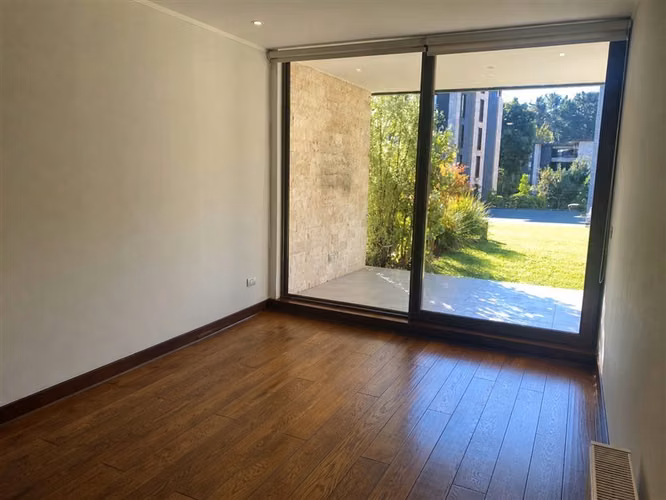 VENTA Departamento en Parque Pinares Terraza y jardín- Pucón - Imagen 2