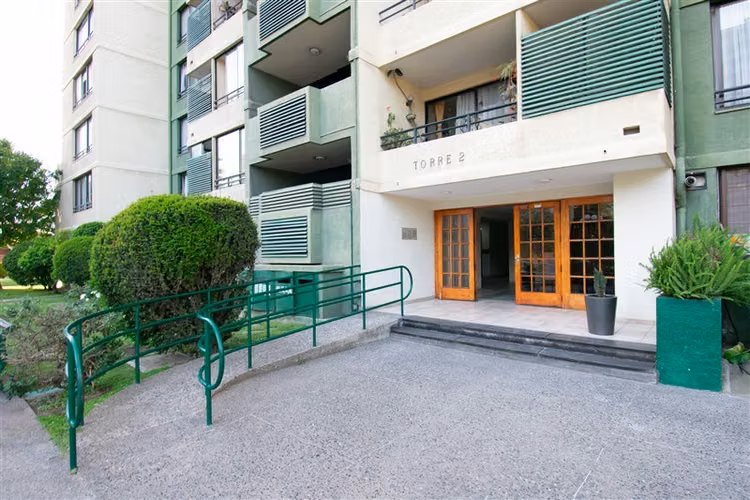 Departamento en venta de 2 dorm ESTACIONAMIENTO M La Florida