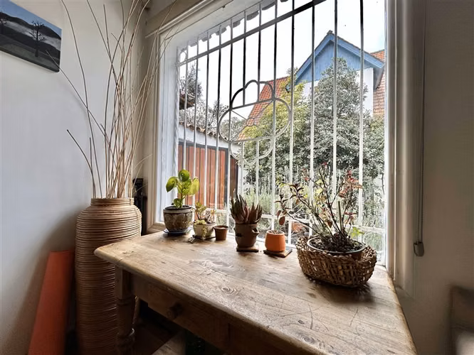 Cómoda Casa en venta de 5 dormitorios y piscina en Ñuñoa