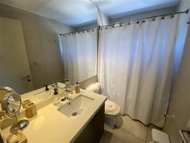 Casa en venta 3 dormitorios 4 baños Las Condes