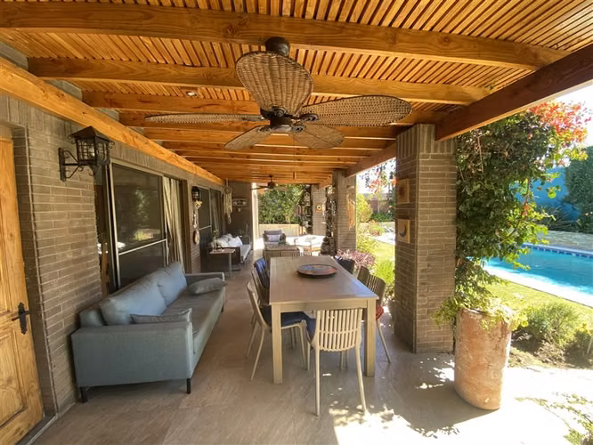 Casa en venta 3 dormitorios 4 baños Las Condes