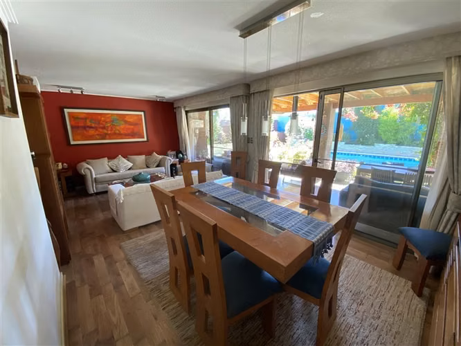 Casa en venta 3 dormitorios 4 baños Las Condes