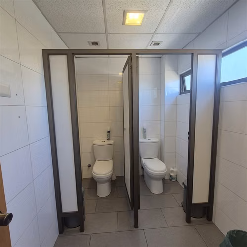 Arriendo oficina en Edificio Alameda Office - Imagen 12