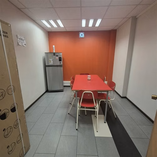 Arriendo oficina en Edificio Alameda Office - Imagen 10