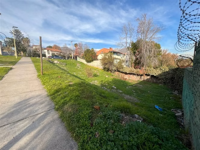 Terreno Construccion  en Venta en Las Condes