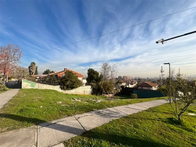 Terreno Construccion  en Venta en Las Condes