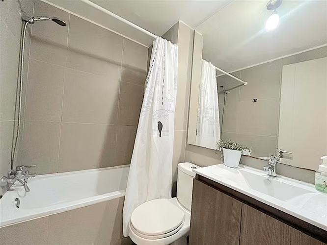 Departo en venta de 2D/B/1E/1B, La serena C. Laguna del Mar