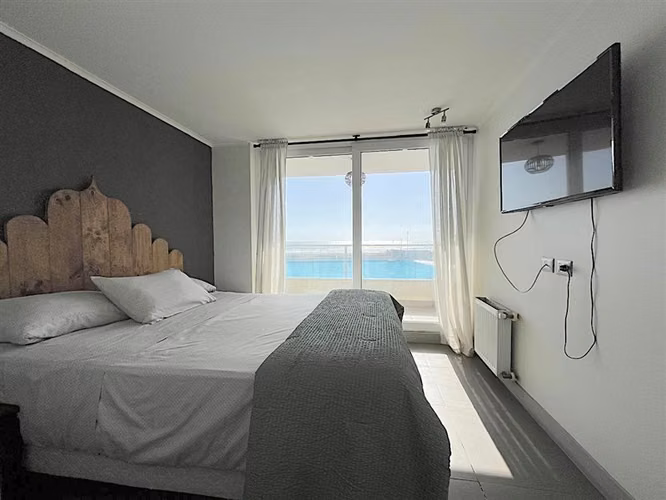 Departo en venta de 2D/B/1E/1B, La serena C. Laguna del Mar