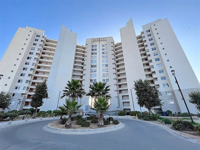 Departo en venta de 2D/B/1E/1B, La serena C. Laguna del Mar