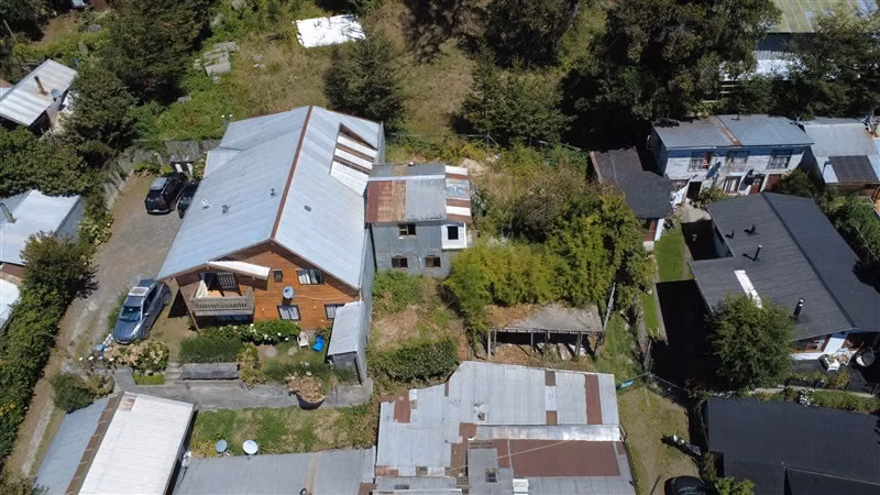 SITIO DE 300 M2 A PASOS DE VARIANTE INTERNACIONAL - Imagen 9