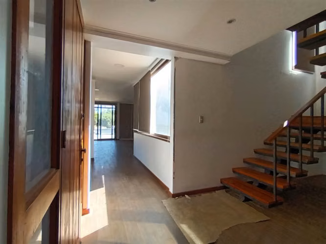 Casa en venta de 4 dorm. en La Serena