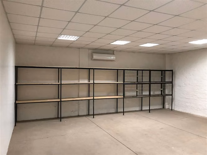Local Comercial en arriendo en Los Andes