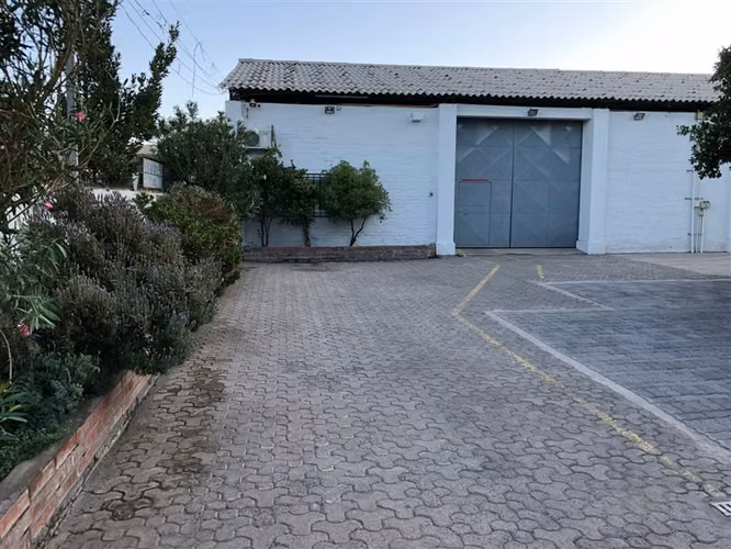 Local Comercial en arriendo en Los Andes