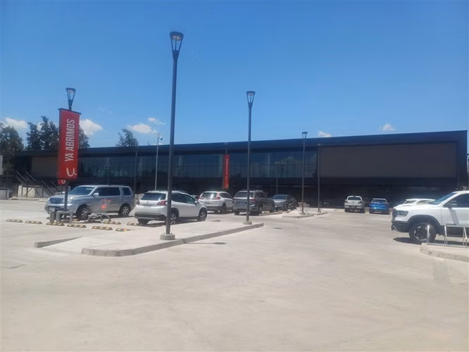 Local Comercial en arriendo en Colina