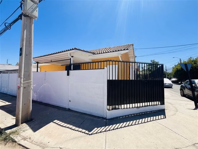 Casa en venta de 3 dorm. en San Felipe