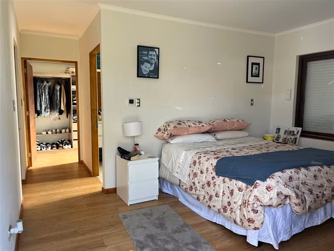 Casa en venta de 5 dorm. en Rinconada