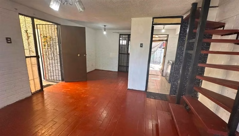 Venta Casa 3 dorm. 1 baño en calle Teatro Municipal Maipú