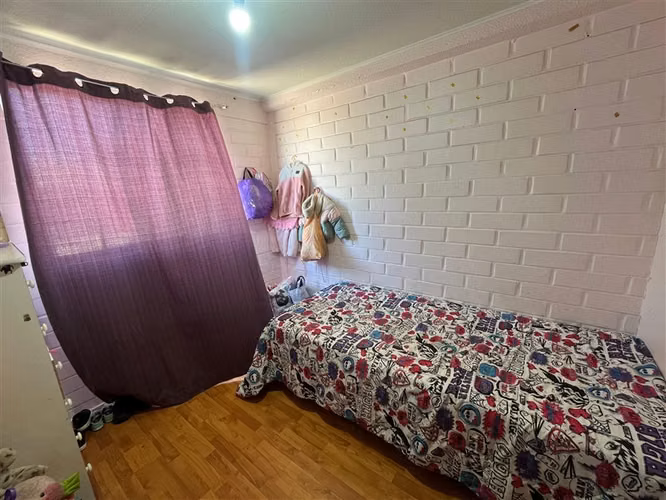 Venta Casa Villa Anguita a pasos metro Hospital El Pino