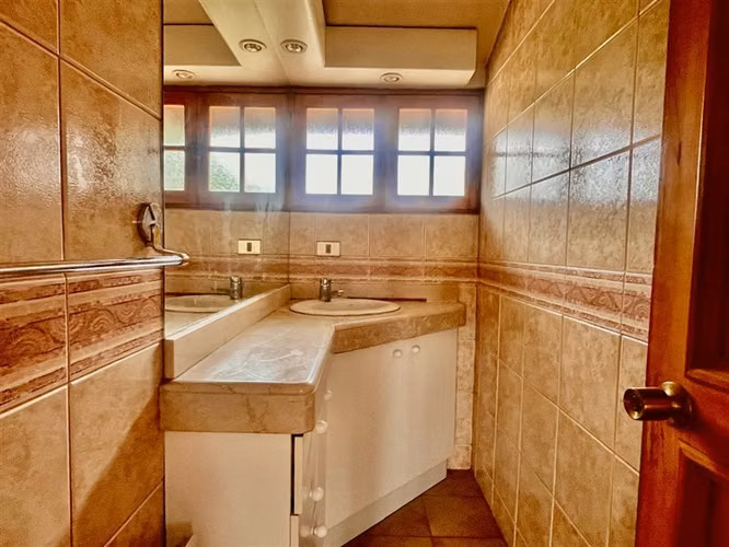 Casa en venta de 6 dorm. en Limache - Imagen 28