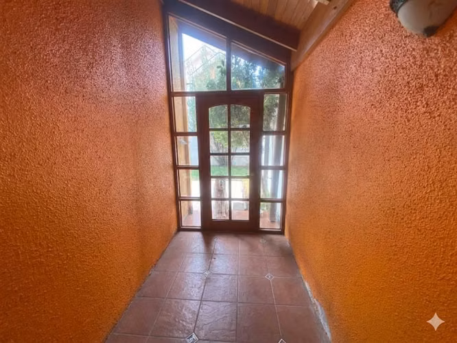 Casa en venta 3 dormitorios 3 baños Maipu