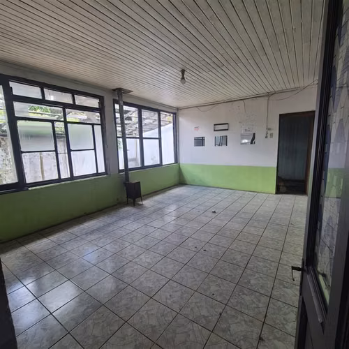 Arriendo casa para uso comercial en San Javier