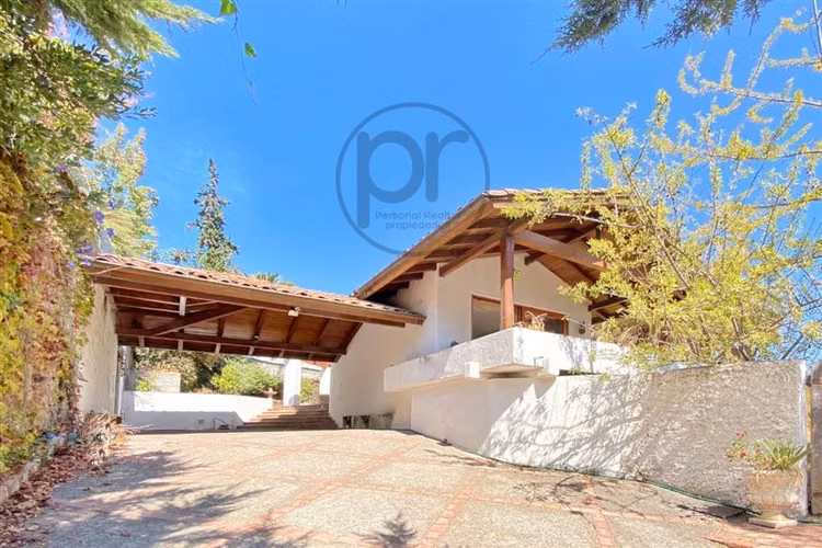 Venta casa Quinchamalí, 3 Dorm. en suite, servicio, estar