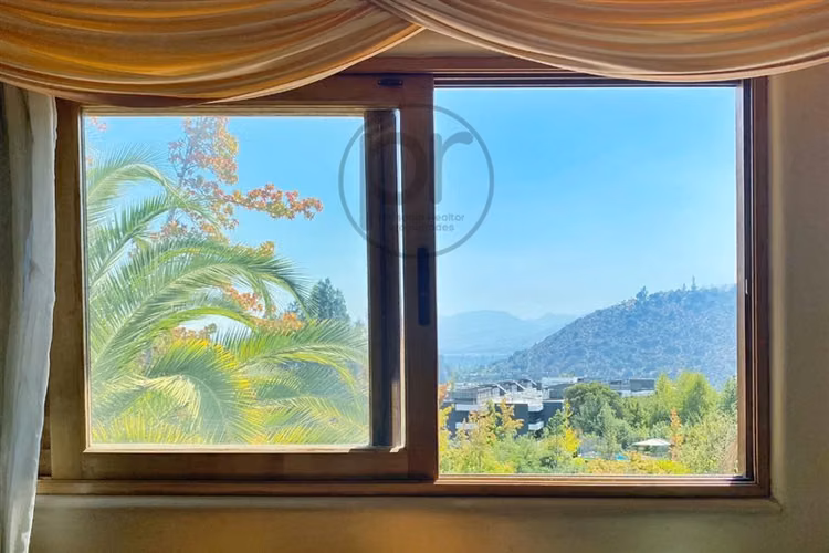 Venta casa Quinchamalí, 3 Dorm. en suite, servicio, estar