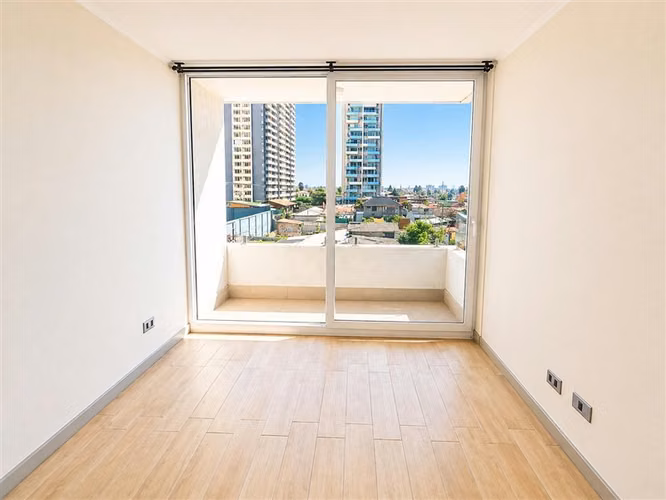 Departamento en venta de 1 dorm. en La Cisterna